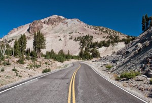 Le pic de Lassen au milieu du Lassen Volcanic National Park