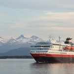 Découvrez la Norvège sur les navires classiques de croisière Hurtigruten