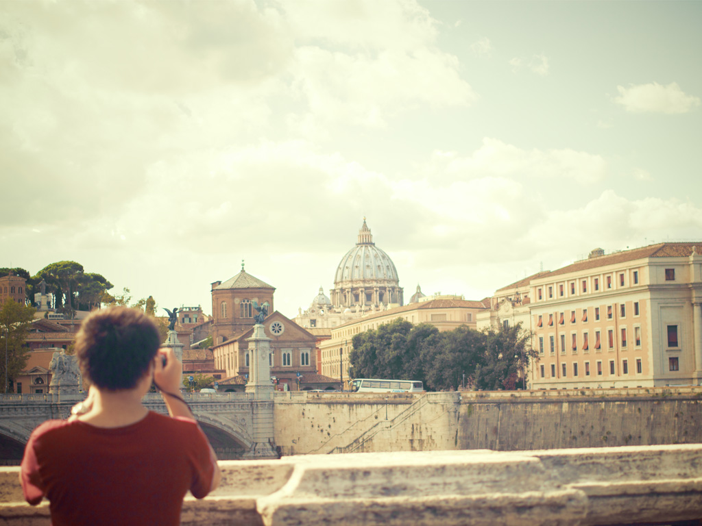 person-taking-photo-photographer-tourist