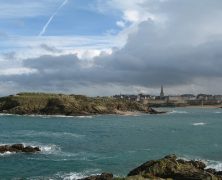 Découvrir la Bretagne en moto