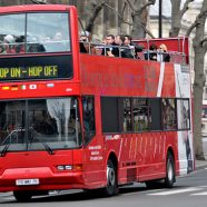 Visiter Paris en groupe à bord d’un bus