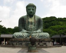 Apprécier le charme de la petite ville côtière de Kamakura