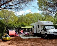 Camping : plutôt mobil-home ou tente ?