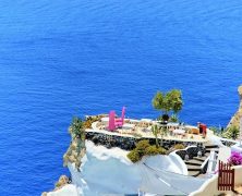 Passez de belles vacances sur l’île de Santorin en Grèce